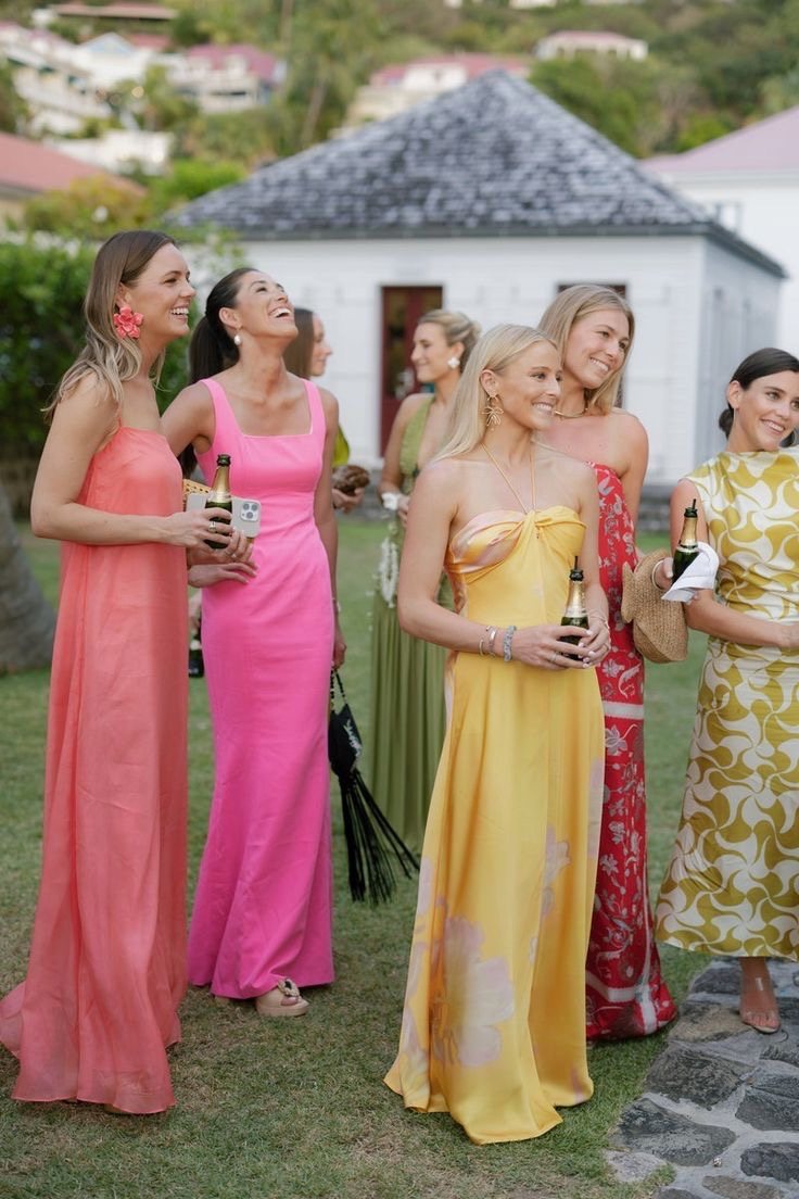 Outfit idea: bright color maxis